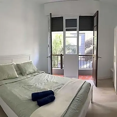 Tantulia Callao De Lima 57 Apto 5 Hab Tenerife מלון 5*